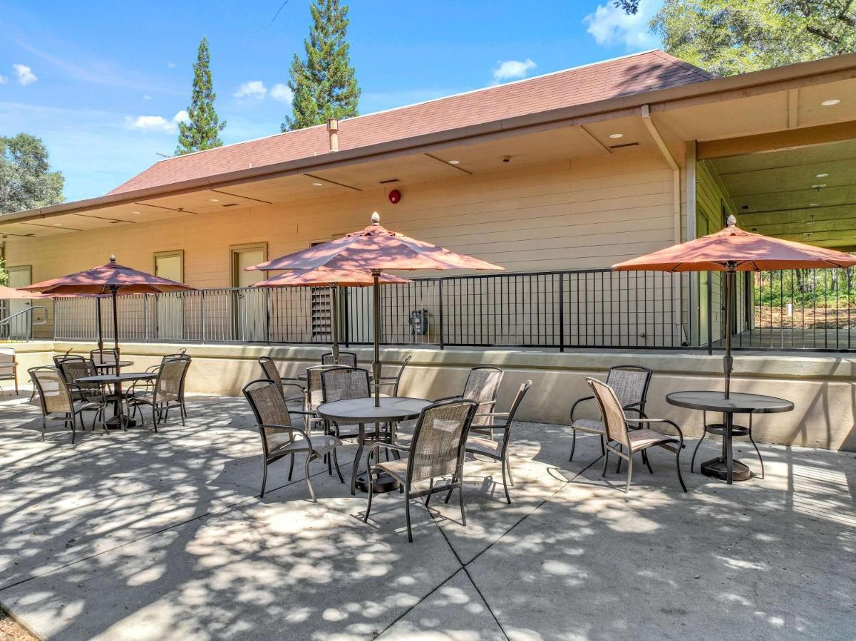 Best Western Plus Sonora Oaks Hotel And Conference Center Εξωτερικό φωτογραφία